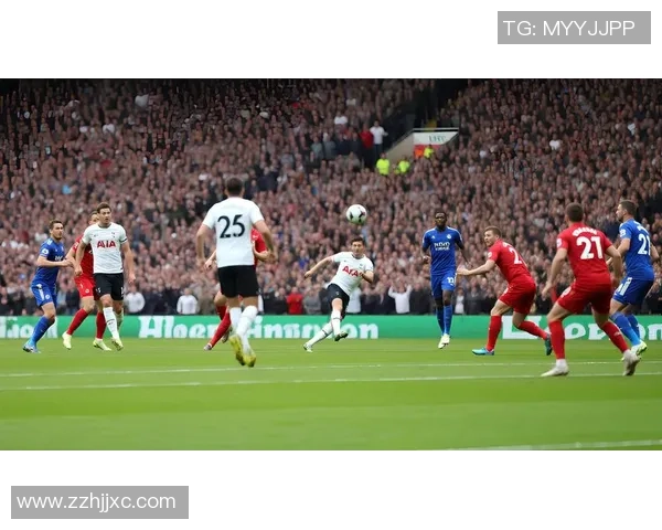 震撼绿茵场足球球星巅峰高能时刻全程热血燃爆瞬间 震撼绿茵场足球球星巅峰高能时刻全程热血燃爆瞬间